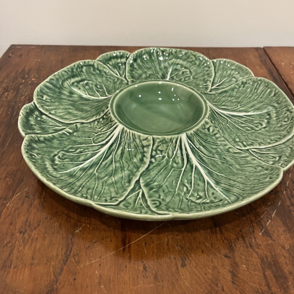 Vtg Bordallo Pinheiro Green Cabbage Leaf Dip Veggies Appetizers Serving Tray - Picture 2 of 9